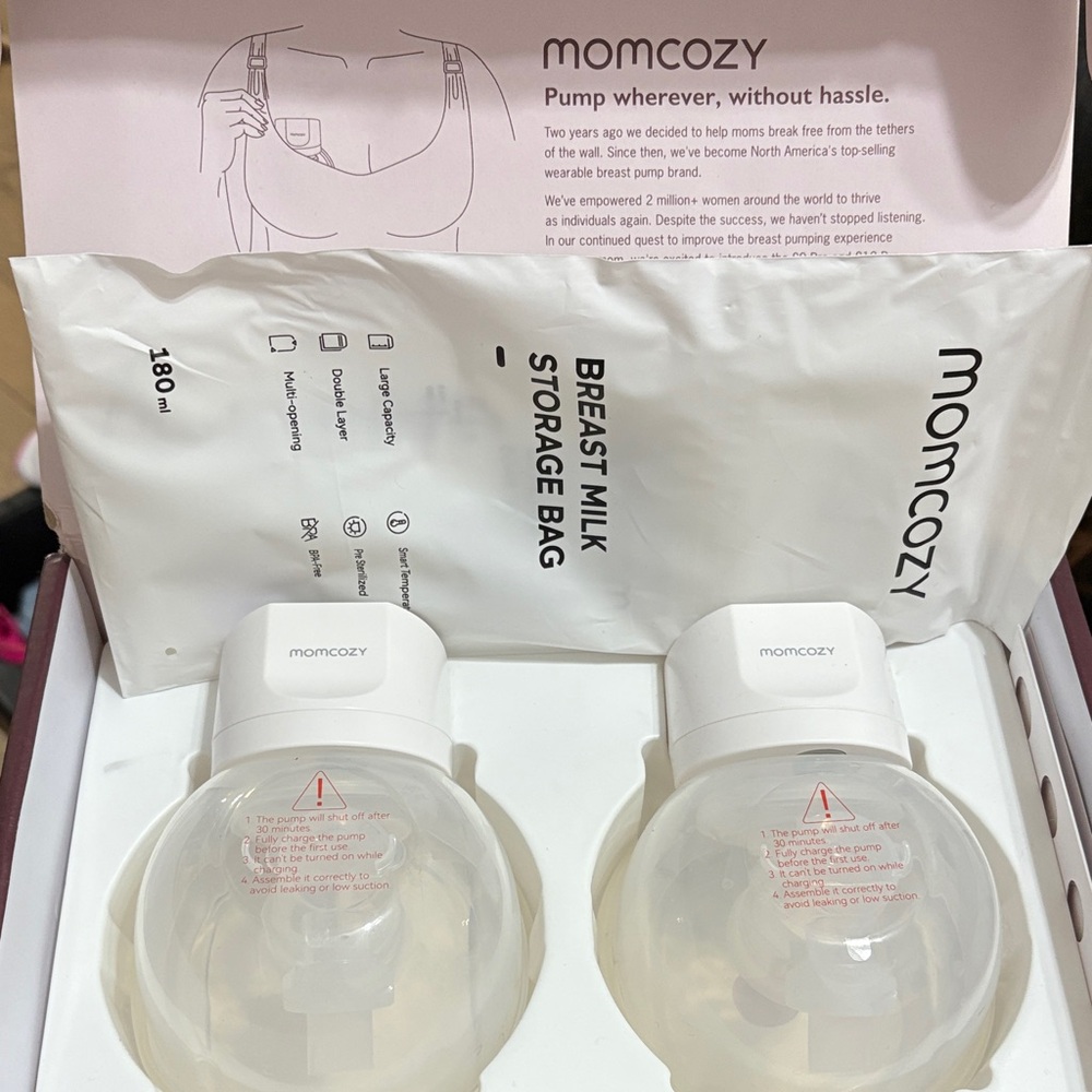 Momcozy Breast Milk Storage Bag Set - White